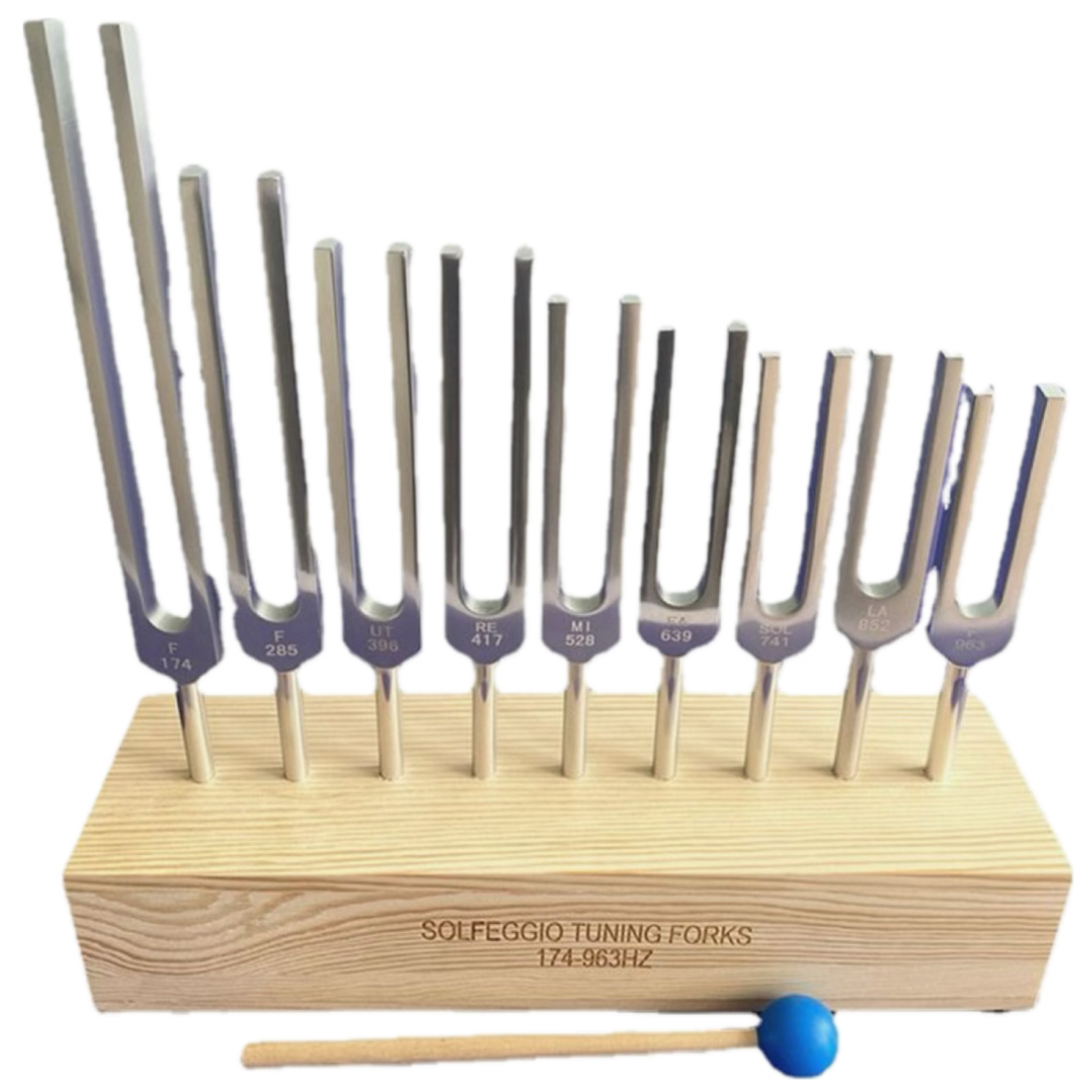 Ensemble de diapasons utilisés pour les bains sonores et thérapie vibratoire